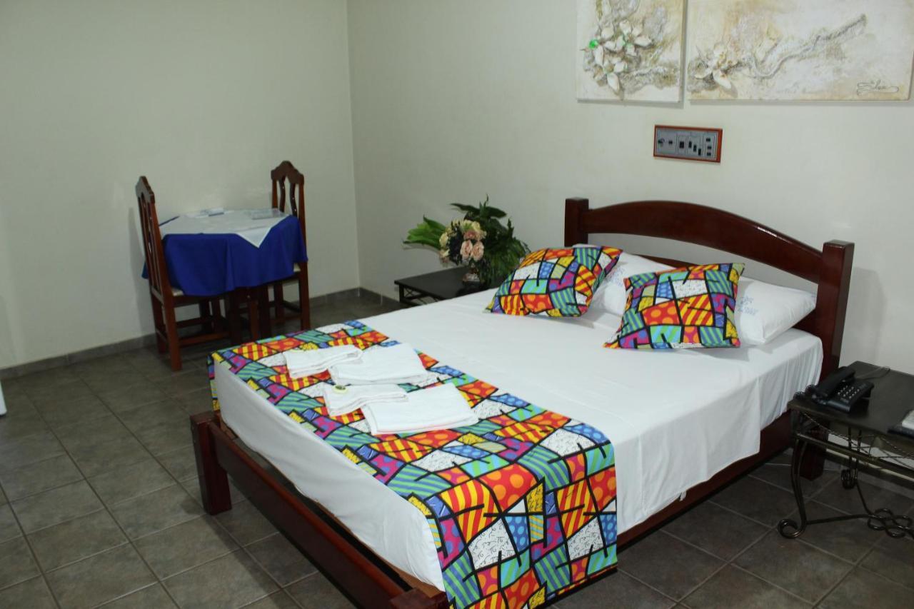 Grandes Lagos Park Hotel Jales Luaran gambar