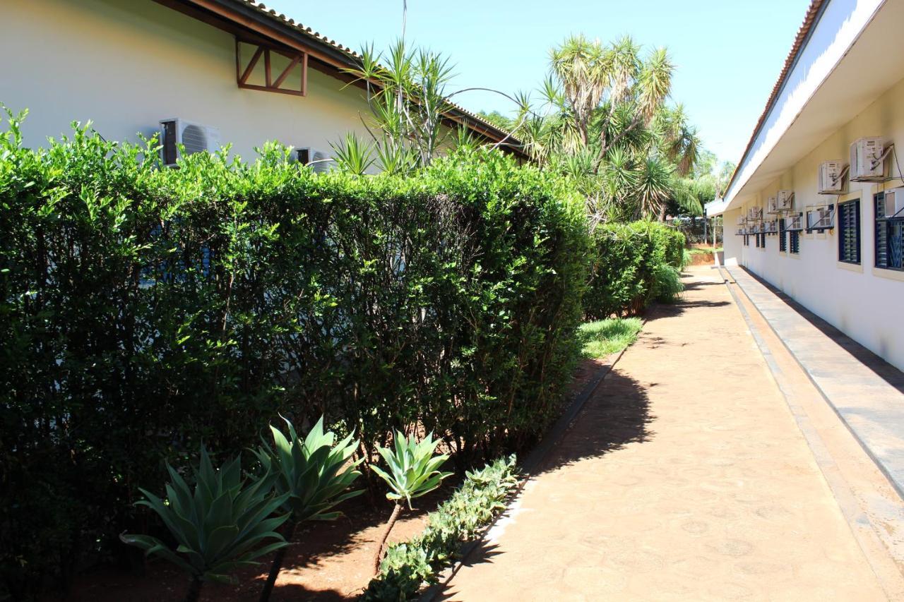 Grandes Lagos Park Hotel Jales Luaran gambar