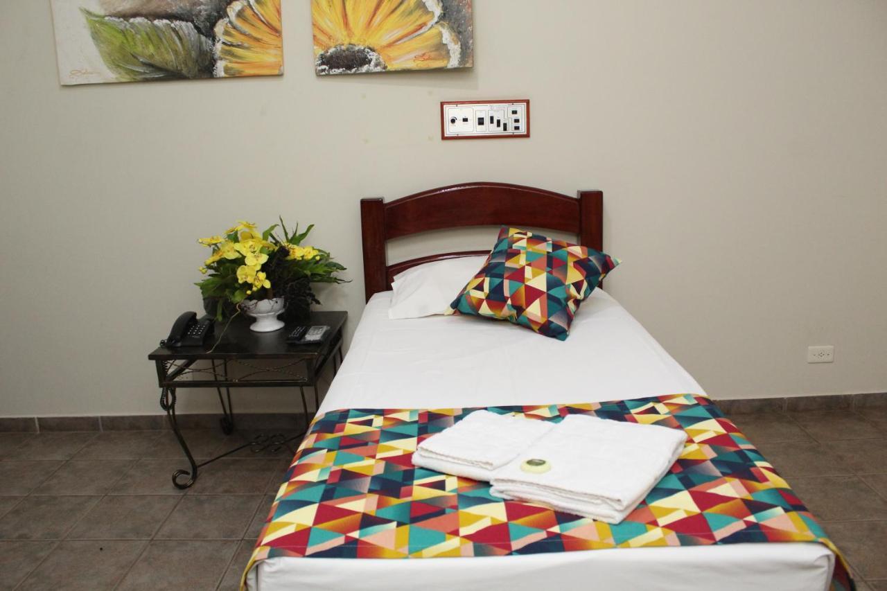 Grandes Lagos Park Hotel Jales Luaran gambar